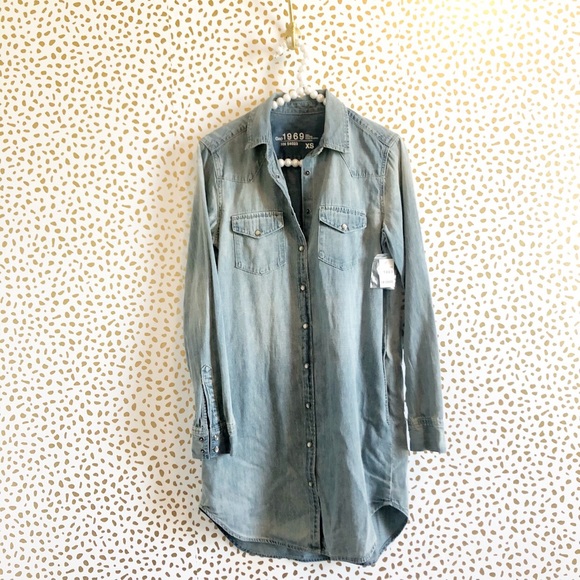GAP Dresses & Skirts - NWT Gap Chambray Western Shirt Dress